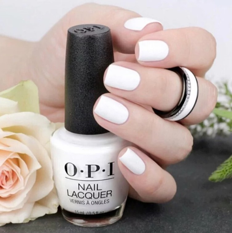OPI - OPI Nail Polish – NLL00 Alpine Snow (PAO24M)(Nail Art)
